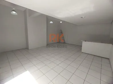 Ponto Comercial para alugar, 150m² no Heliópolis, Belo Horizonte