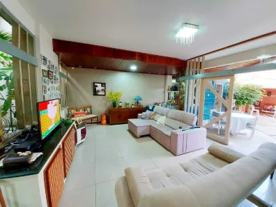 Sobrado com 3 Quartos para alugar, 306m² no Grageru, Aracaju