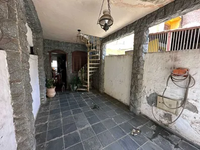 Casa com 4 Quartos à venda, 186m² no Dom Bosco, Belo Horizonte