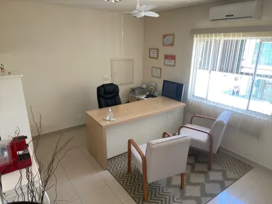 Consultório com 1 Quarto para alugar, 25m² no Pitangueiras, Guarujá