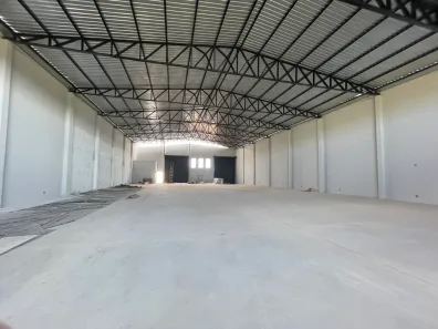 Galpão/Depósito/Armazém para alugar, 800m² no Marialva, Marialva