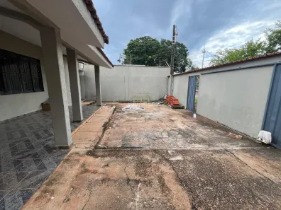 Sobrado com 4 Quartos para alugar, 300m² no Plano Diretor Sul, Palmas