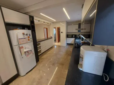 Casa com 3 Quartos à venda, 229m² no Região dos Lagos, Brasília