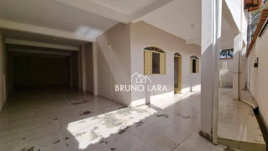 Casa com 3 Quartos para alugar, 252m² no Vale do Amanhecer, Igarapé