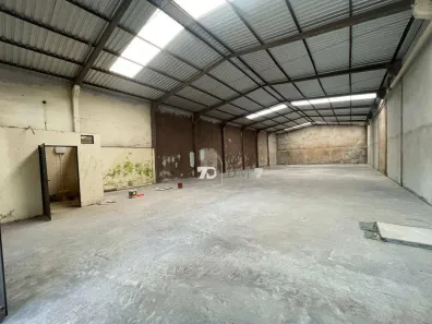 Galpão/Depósito/Armazém para alugar, 370m² no Jardim Panorama, Sarandi