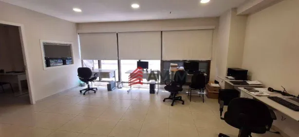 Sala Comercial à venda, 52m² no São Domingos, Niterói