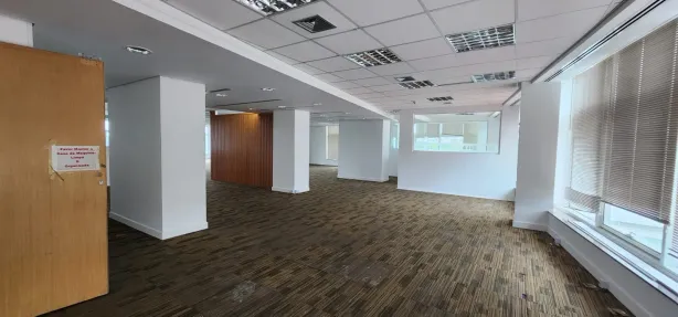 Sala Comercial para alugar, 556m² no Barra Olímpica, Rio de Janeiro
