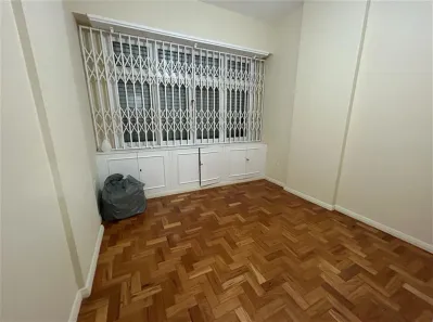 Apartamento com 3 Quartos à venda, 103m² no Leme, Rio de Janeiro