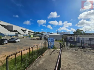 Galpão/Depósito/Armazém para alugar, 1700m² no Fazenda Grande do Retiro, Salvador