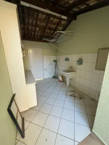 Casa de Condomínio com 3 Quartos para alugar, 150m² no Parque 9 de Julho, São Roque