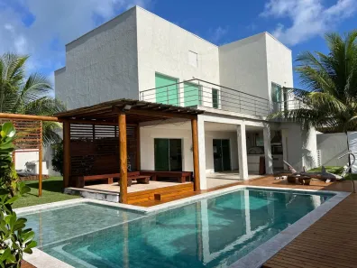 Casa de Condomínio com 4 Quartos para venda ou aluguel, 140m² no , Porto Seguro