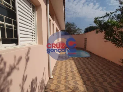 Casa com 3 Quartos para venda ou aluguel, 200m² no Vila Indaiá, Rio Claro