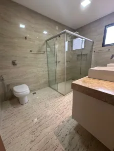 Casa de Condomínio com 4 Quartos para alugar, 234m² no Jardim Florença, Goiânia
