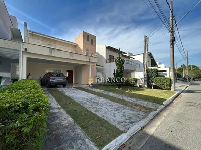 Casa de Condomínio com 3 Quartos à venda, 249m² no Castelo, Tremembé