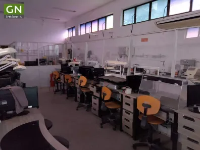 Sala Comercial para alugar, 214m² no Santo Antônio, Belo Horizonte