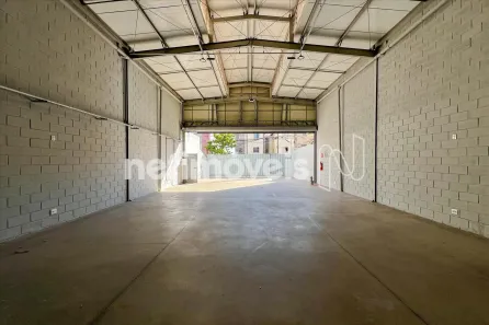 Galpão/Depósito/Armazém para alugar, 270m² no Monsenhor Messias, Belo Horizonte