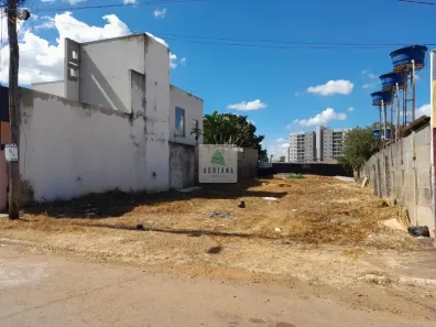 Lote/Terreno para alugar, 10m² no Boa Vista, Anápolis