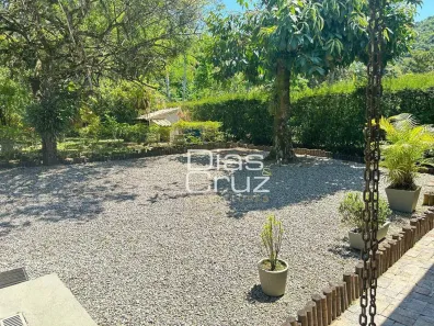 Fazenda/Sítio com 3 Quartos à venda, 2200m² no Sana, Macaé