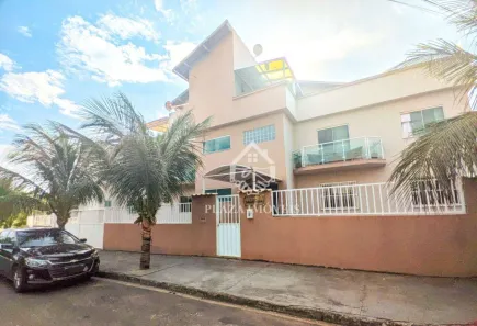 Apartamento com 2 Quartos para alugar, 98m² no Centro, São Pedro da Aldeia