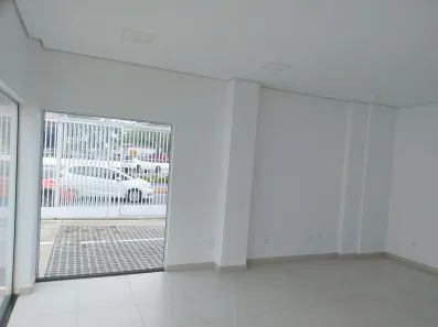 Sala Comercial para alugar, 30m² no Aleixo, Manaus