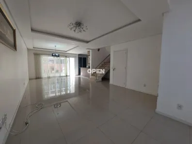 Sobrado com 3 Quartos para alugar, 230m² no Igara, Canoas