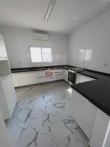 Casa de Condomínio com 4 Quartos para alugar, 150m² no Vila Areao, Taubaté
