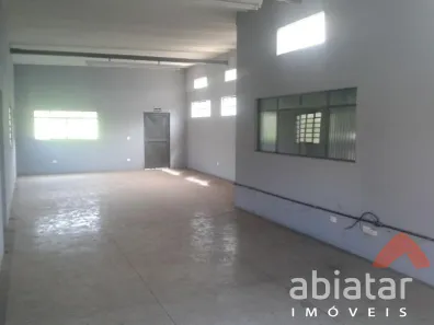Galpão/Depósito/Armazém com 2 Quartos para venda ou aluguel, 700m² no Parque São Paulo, Embu-Guaçu