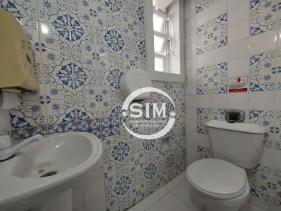 Sala Comercial para alugar, 150m² no Centro, Cabo Frio