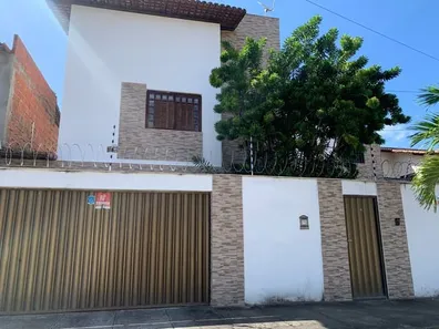 Sobrado com 5 Quartos à venda, 280m² no Capim Macio, Natal