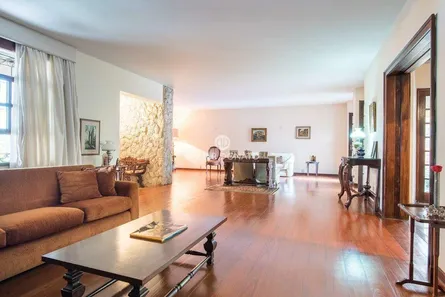 Imóvel Comercial com 4 Quartos para alugar, 450m² no Serra, Belo Horizonte
