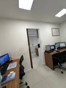 Sala Comercial à venda, 28m² no Brotas, Salvador