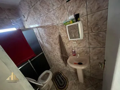 Sobrado com 4 Quartos à venda, 250m² no Santa Maria, Brasília