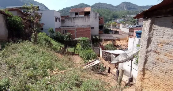 Lote/Terreno à venda, 219m² no Centro, Passa Vinte