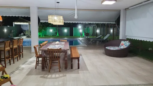 Casa com 5 Quartos para alugar, 364m² no Interlagos (Abrantes), Camaçari