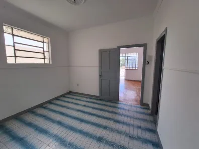Casa com 3 Quartos para alugar, 110m² no Santa Tereza, Belo Horizonte