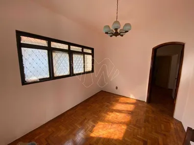 Casa com 3 Quartos à venda, 142m² no Centro, Araraquara