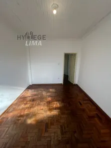 Casa com 2 Quartos para alugar, 65m² no Santa Tereza, Belo Horizonte