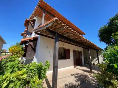 Casa com 3 Quartos para alugar, 193m² no Ponte dos Leites, Araruama