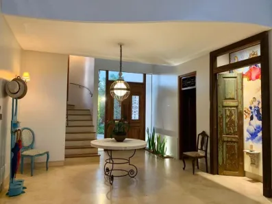 Sobrado com 4 Quartos para venda ou aluguel, 250m² no Centro, Porto Seguro