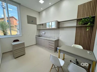 Sala Comercial para alugar, 20m² no Jardim das Tulipas, Holambra