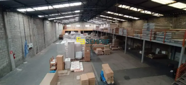 Galpão/Depósito/Armazém para alugar, 1280m² no Distrito Industrial Jardim Piemont Norte, Betim