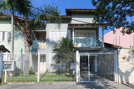 Casa com 3 Quartos para alugar, 180m² no Igara, Canoas