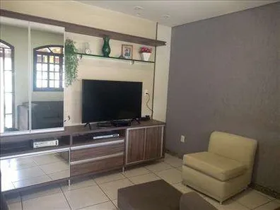Casa com 2 Quartos à venda, 200m² no Eymard, Belo Horizonte