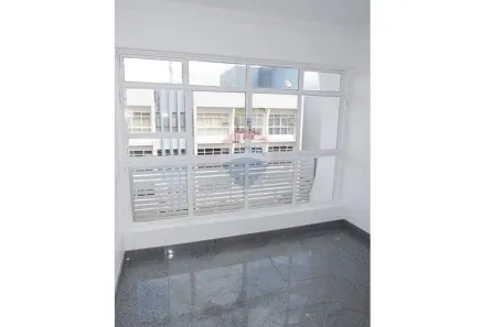 Sala Comercial para alugar, 28m² no Asa Sul, Brasília