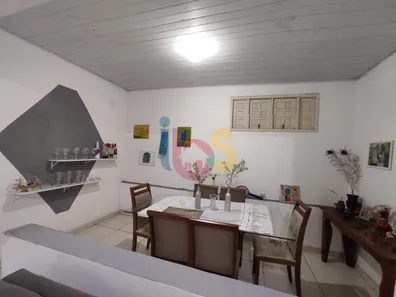 Casa com 4 Quartos à venda, 97m² no , 