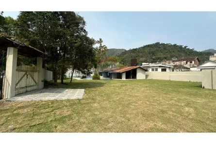 Imóvel Comercial com 5 Quartos para alugar, 300m² no Morin, Petrópolis