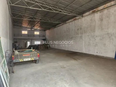 Galpão/Depósito/Armazém para alugar, 330m² no Bacaetava, Iperó