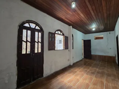 Casa com 4 Quartos à venda, 162m² no São Caetano, Salvador