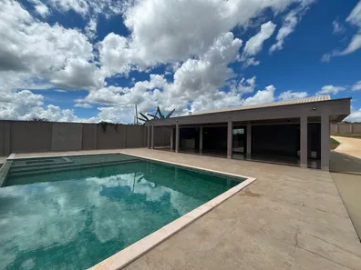 Fazenda/Sítio com 2 Quartos à venda, 218m² no Setor Central, Gameleira de Goiás