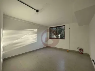 Ponto Comercial à venda, 176m² no Chácara São João, Carapicuíba